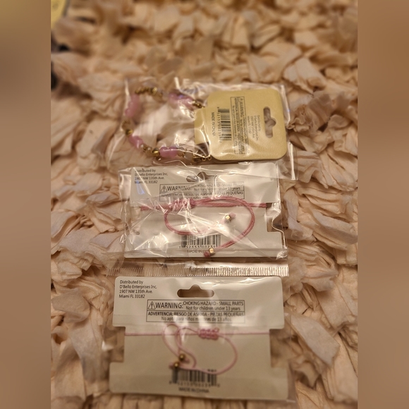 Three brand NWT D'Bello Accessories bracelets - Picture 4 of 8